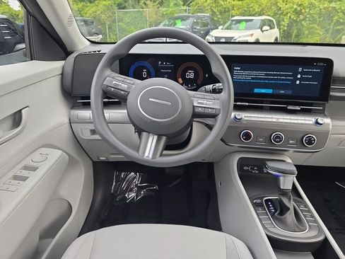 New 2026 Hyundai Kona SE AWD/4WD image 16