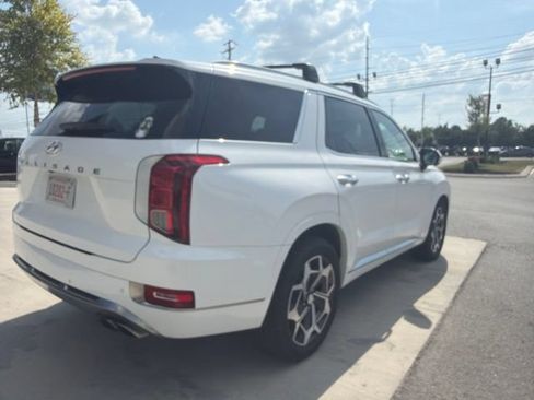 Used 2022 Hyundai Palisade Calligraphy w/ Cargo Package FWD image 11