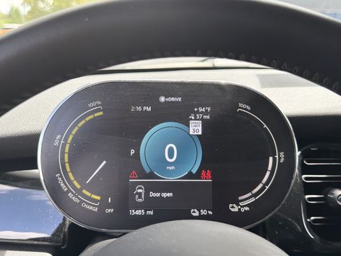 Used 2023 MINI Cooper SE FWD image 17