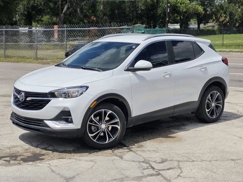 Used 2022 Buick Encore GX Select FWD image 2