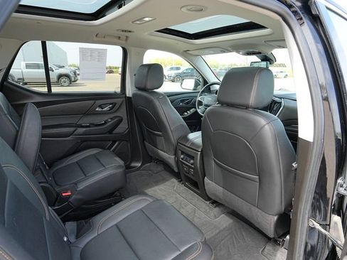 Used 2020 Chevrolet Traverse Premier AWD/4WD image 25