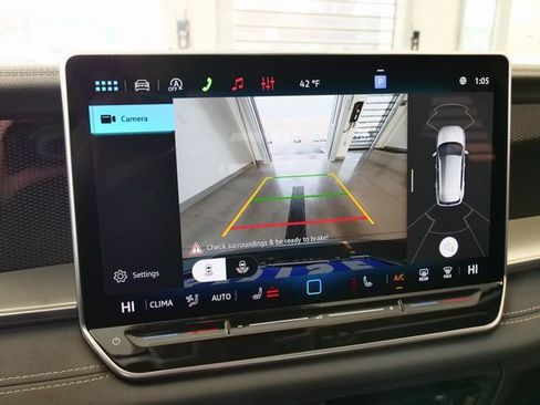 New 2026 Volkswagen Tiguan SE image 21