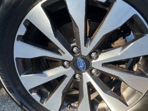 Used 2017 Subaru Outback 2.5i Limited AWD/4WD image 54