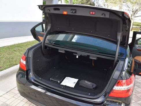 Used 2010 Mercedes-Benz E 350 4MATIC Sedan image 78