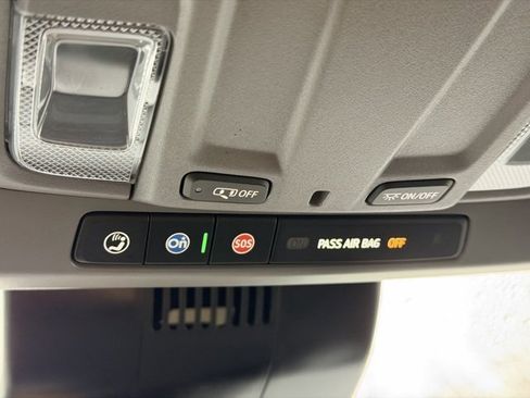 Certified 2025 Chevrolet Silverado 2500 Custom w/ Custom Convenience Package image 17