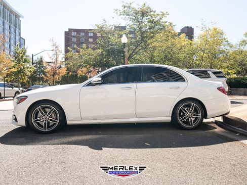Used 2019 Mercedes-Benz E 300 w/ Premium 1 Package image 4