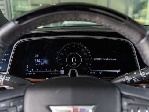 Used 2023 Cadillac Escalade Premium Luxury w/ LPO, Floor Liner Package AWD/4WD image 22