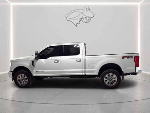 Used 2019 Ford F350 Lariat w/ Chrome Package AWD/4WD image 2