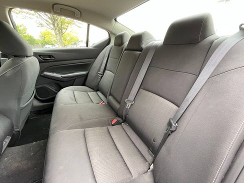 Used 2025 Nissan Altima 2.5 SV FWD image 25