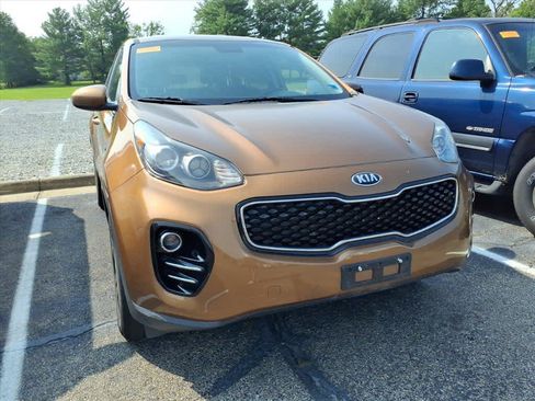 Used 2019 Kia Sportage LX AWD/4WD image 8