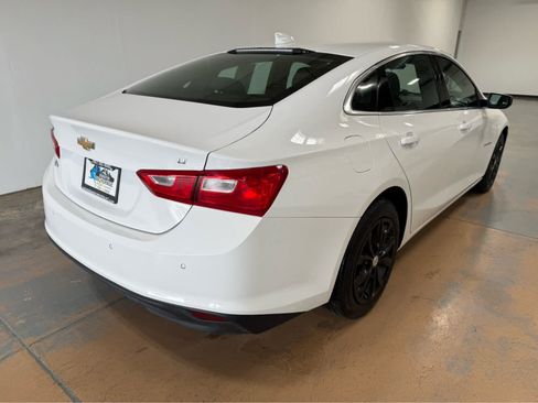 Used 2024 Chevrolet Malibu LT FWD image 7
