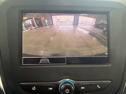 Used 2024 Chevrolet Equinox LS w/ LS Convenience Package image 10