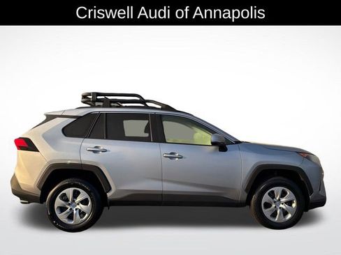 Used 2021 Toyota RAV4 LE image 8