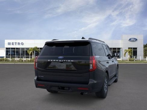 New 2026 Ford Expedition Active RWD image 8