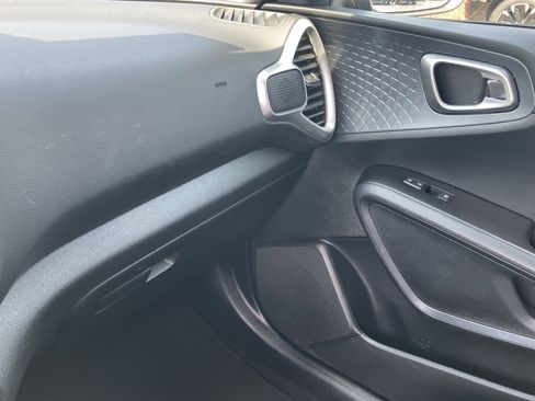 Used 2021 Kia Soul S FWD image 33