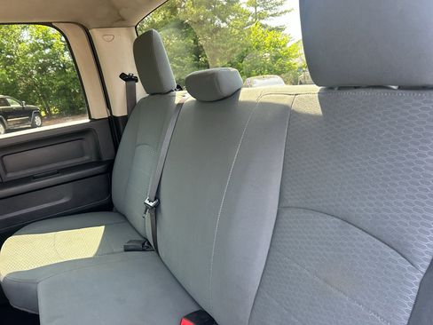 Used 2018 RAM 2500 Tradesman w/ Chrome Appearance Group AWD/4WD image 17