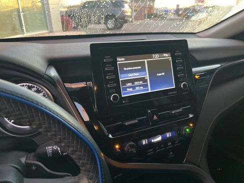 Used 2024 Toyota Camry SE image 22