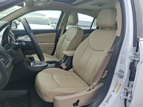 Used 2013 Chrysler 200 Limited w/ Sun/Sound Group image 13