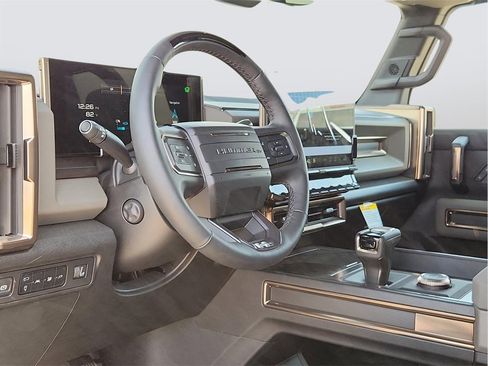 New 2025 GMC Hummer EV 2X w/ Extreme Off-Road Package image 15