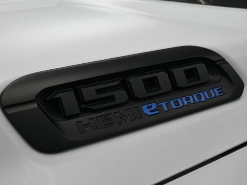 Used 2023 RAM 1500 Big Horn image 32