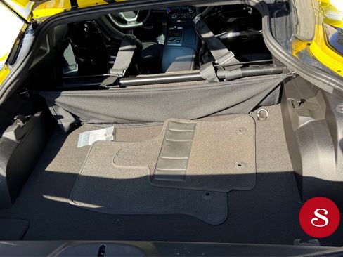 Used 2016 Chevrolet Corvette Z06 w/ 3LZ Preferred Equipment Group image 13