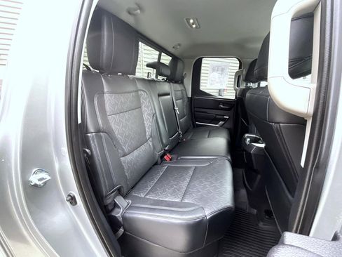 Used 2022 Toyota Tundra SR5 w/ SR5 Premium Package image 19