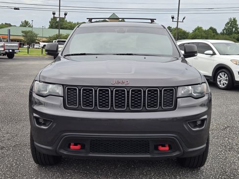 Used 2018 Jeep Grand Cherokee Trailhawk AWD/4WD image 3