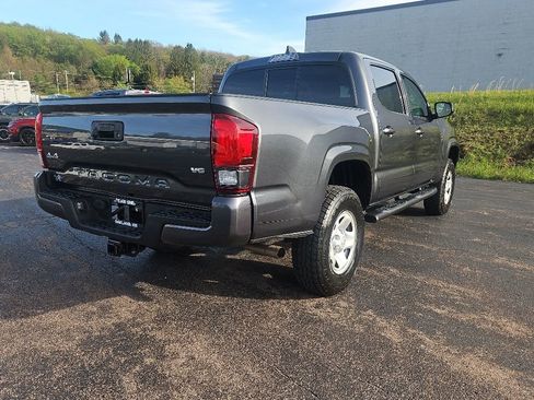 Used 2020 Toyota Tacoma SR AWD/4WD image 5