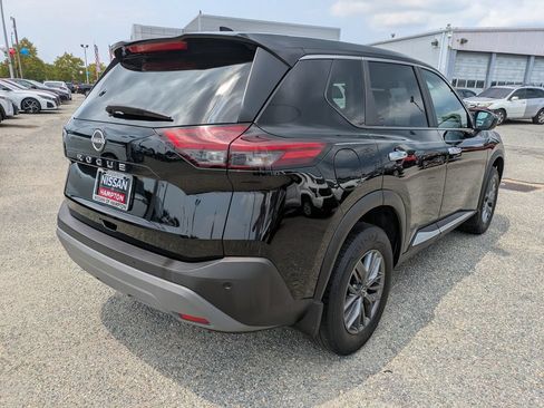 Certified 2023 Nissan Rogue S FWD image 4