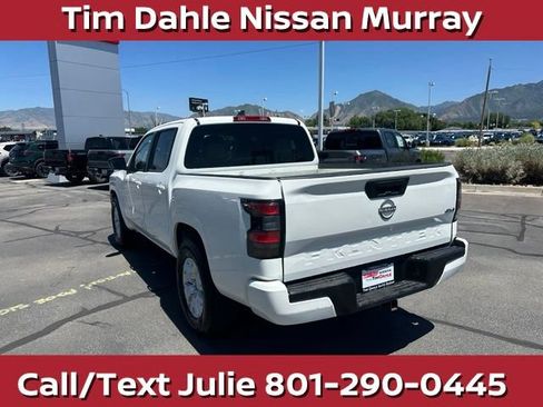 Used 2023 Nissan Frontier SV AWD/4WD image 9