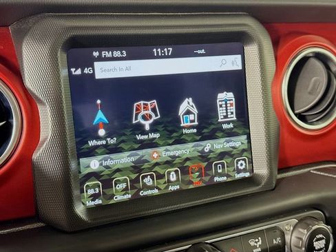 Used 2023 Jeep Gladiator Rubicon w/ LED Lighting Group image 17