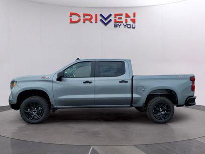 New 2026 Chevrolet Silverado 1500 Custom Trail Boss w/ LPO, Dark Essentials Package