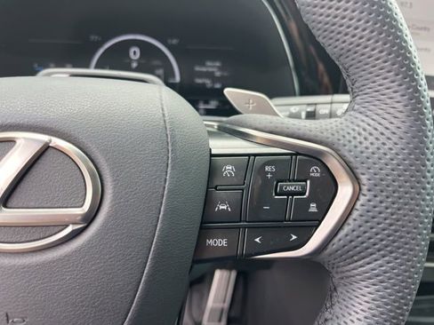 Used 2024 Lexus TX 500h AWD image 20