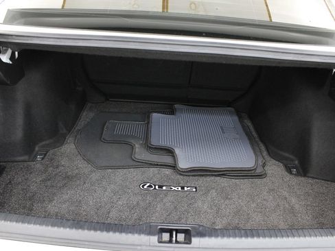 Used 2022 Lexus IS 350 F Sport RWD image 31