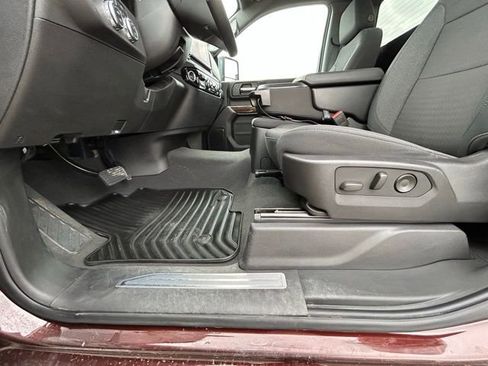 Used 2024 GMC Sierra 2500 SLE w/ SLE Convenience Package image 33