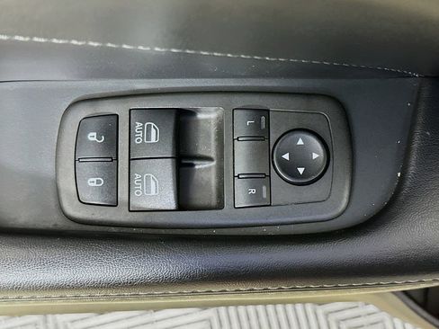 Used 2022 Dodge Challenger R/T w/ Plus Package RWD image 20