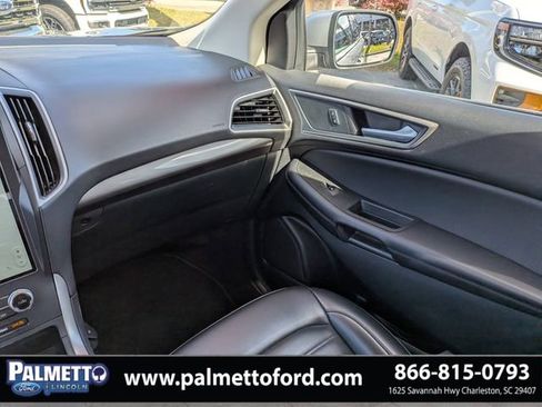 Used 2024 Ford Edge SEL image 17