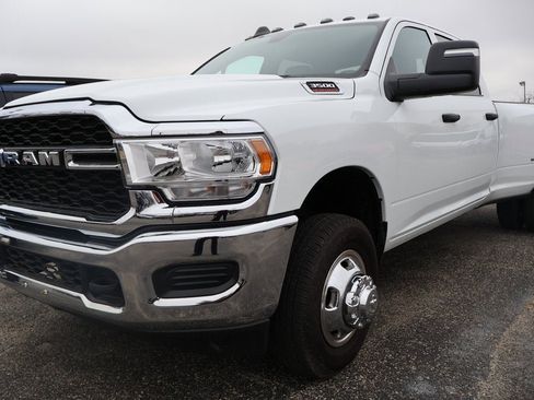 Used 2024 RAM 3500 Tradesman w/ Chrome Appearance Group image 1