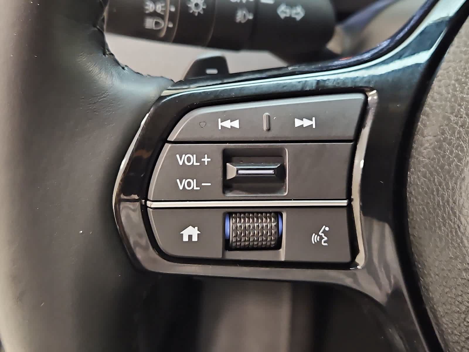 Certified 2025 Honda Pilot EX-L image 12