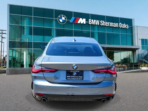 Used 2023 BMW 430i Coupe w/ Convenience Package RWD image 5
