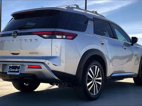 Used 2022 Nissan Pathfinder Platinum w/ Cargo Package image 2
