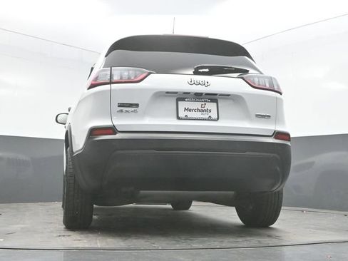 Used 2020 Jeep Cherokee Latitude Plus image 34