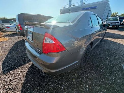 Used 2010 Ford Fusion SEL FWD image 3