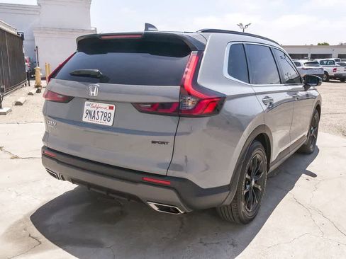Used 2025 Honda CR-V Sport-L image 9
