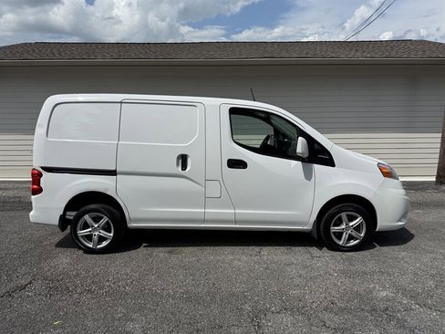 Used 2020 Nissan NV200 SV image 1