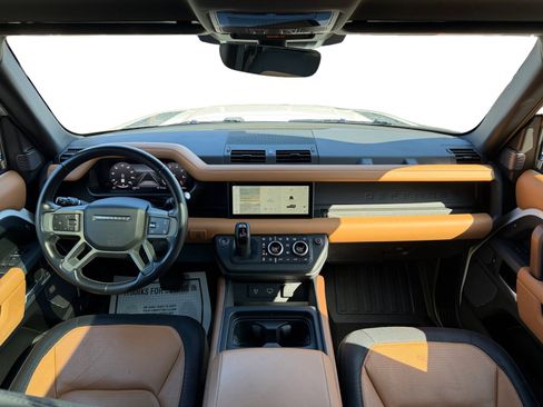 Used 2023 Land Rover Defender 110 X-Dynamic SE AWD/4WD image 19