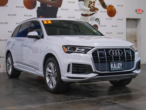 Used 2022 Audi Q7 Premium Plus image 19