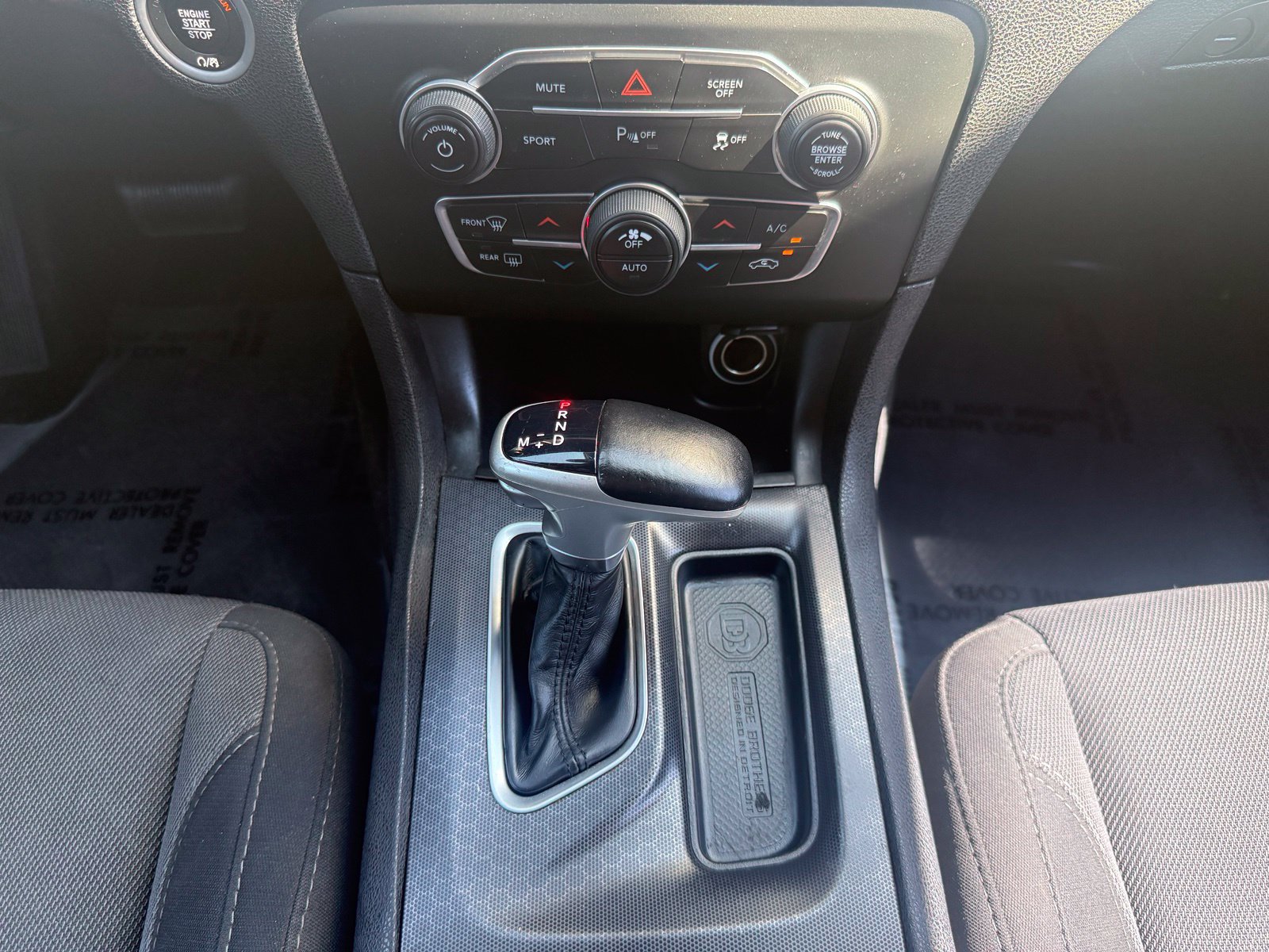 Used 2018 Dodge Charger R/T RWD image 15