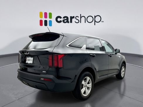 Used 2023 Kia Sorento LX AWD/4WD image 5