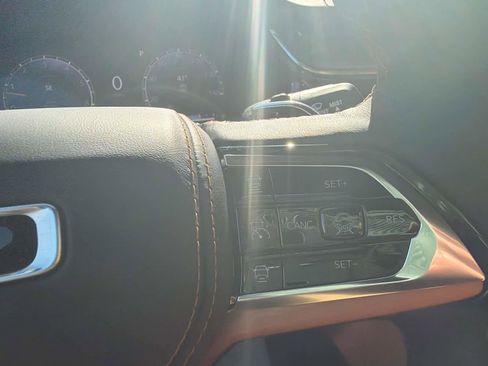 New 2025 Jeep Grand Cherokee L Summit image 23